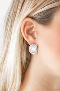 The Modern Monroe - White Paparazzi Accessories