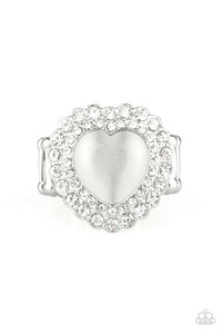 Paparazzi Accessories Lovely Luster White Ring