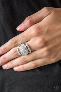 The Seven-FIGURE Itch - White Paparazzi Accessories