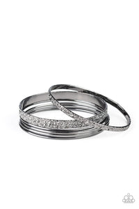 Paparazzi Accessories Full Circle - Black