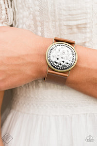 Paparazzi Accessories Hold On To Your Buckle