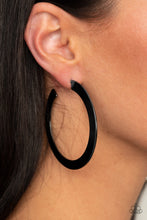 Load image into Gallery viewer, The Inside Track - Black Paparazzi Accessories
