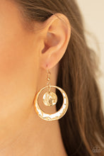 Load image into Gallery viewer, Paparazzi Accessories Rounded Radiance - Gold
