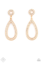 Load image into Gallery viewer, Paparazzi Accessories Regal Revival - Gold
