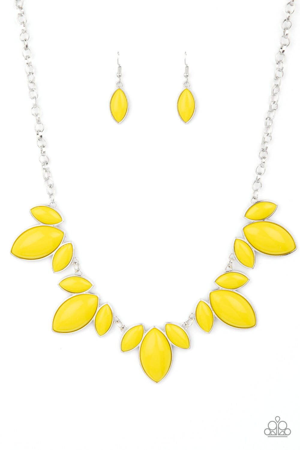 Viva La Vacation - Yellow Necklace Paparazzi Accessories