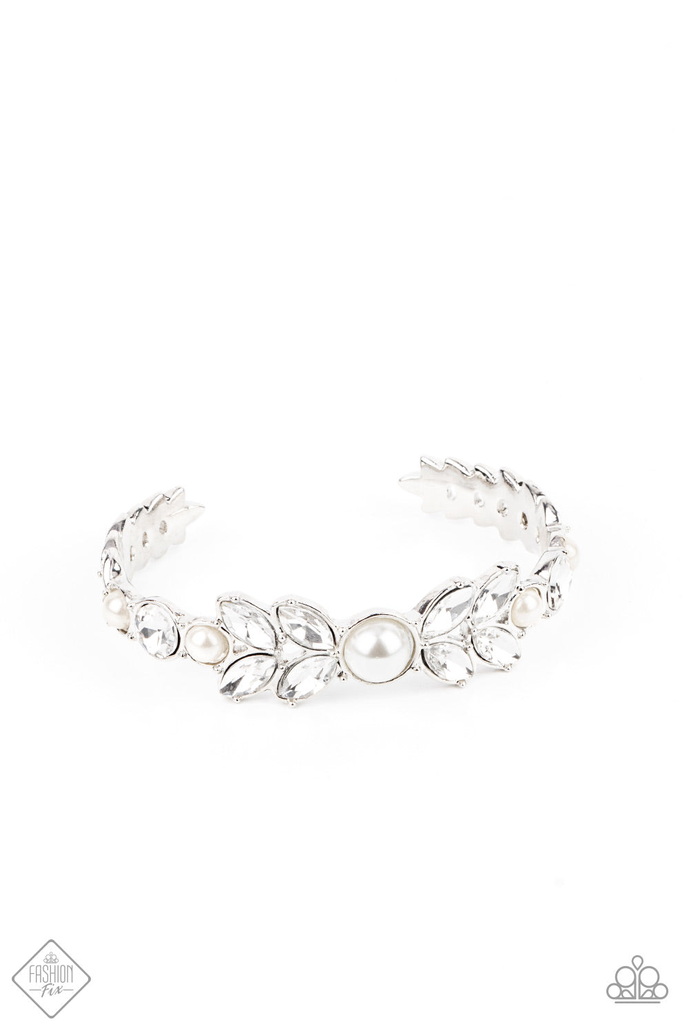 Paparazzi Accessories - Regal Reminiscence Bracelet
