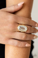 Load image into Gallery viewer, Paparazzi Accessories - BLING to Heel - Gold

