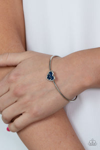 Paparazzi Accessories Heart of Ice - White