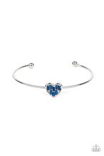 Load image into Gallery viewer, Paparazzi Accessories Heart of Ice - White
