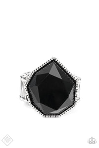 Dynamically Defaced - Black Paparazzi Accessories
