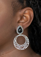 Load image into Gallery viewer, Paparazzi Accessories - Exotic Escape - Black Clip on
